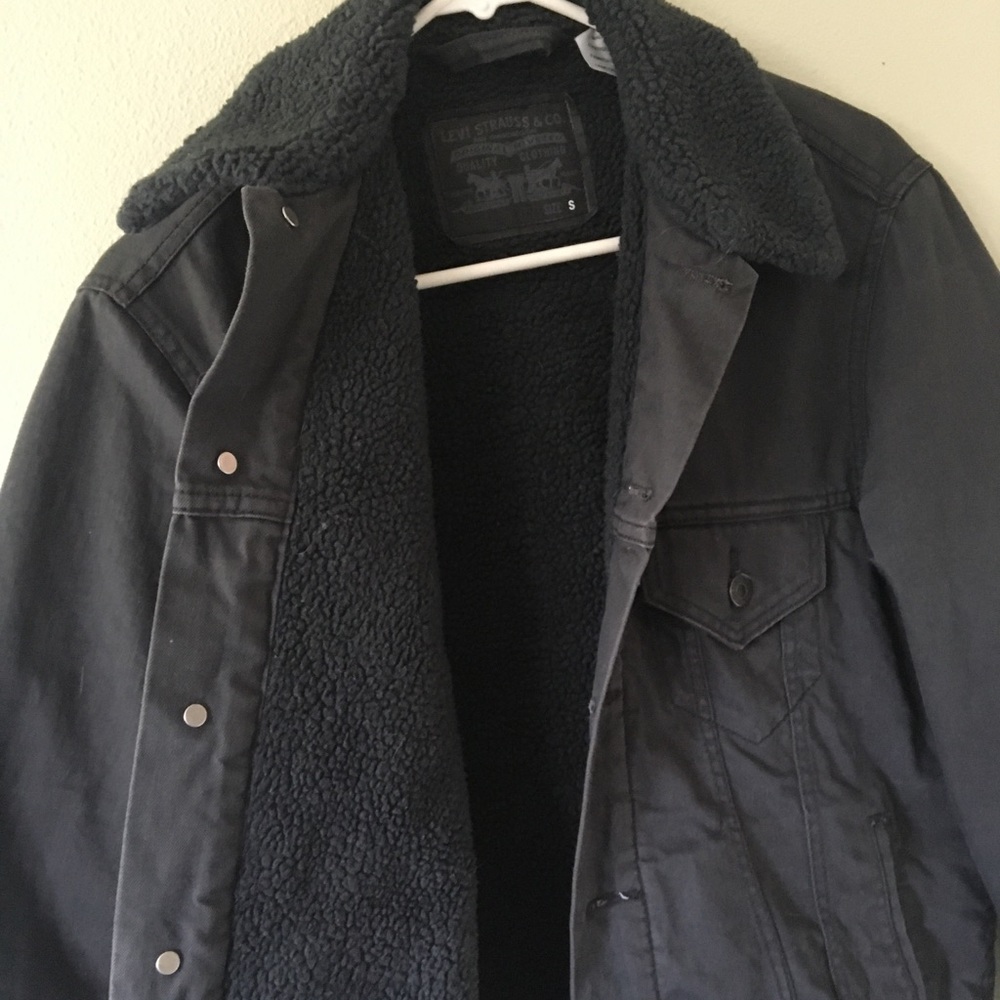 Levi’s black denim jacket